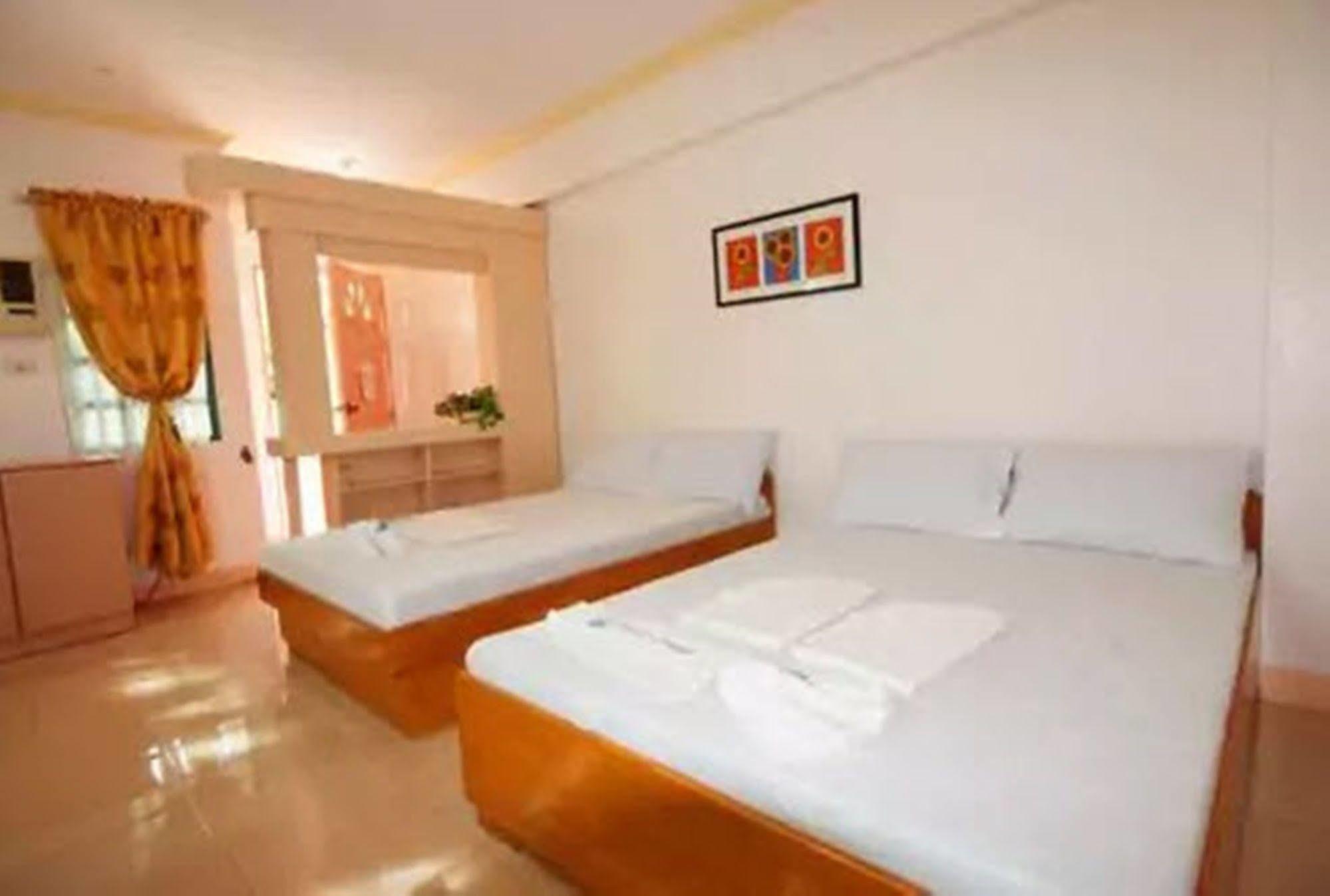 Apartelle De Francesca Пуерто Галера Екстериор снимка